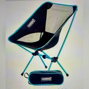 Portable, lightweight and heavy duty outdoor chair with carry bag